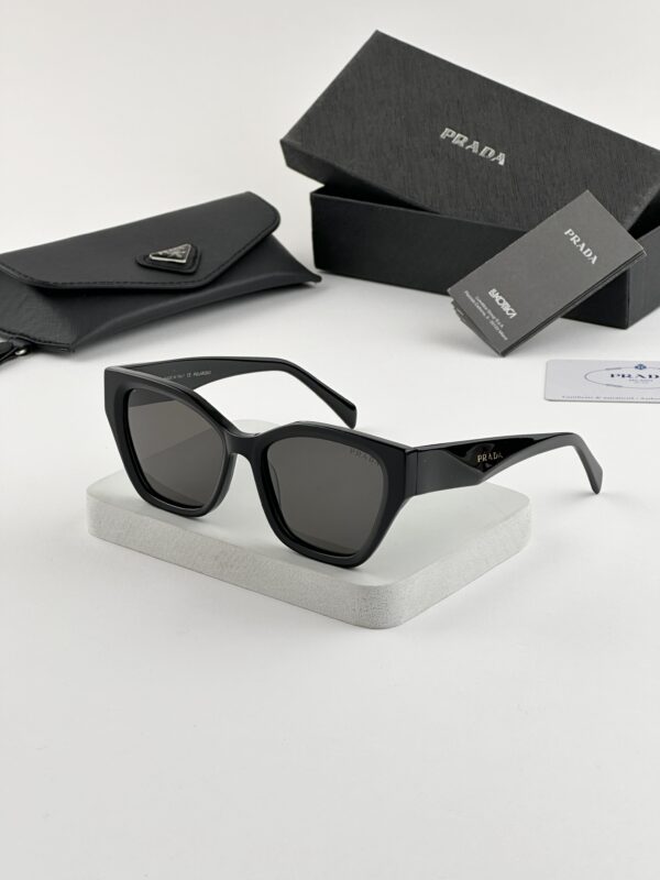 عینک آفتابی پرادا مدل PR 2660