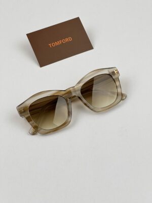 عینک آفتابی تام فورد مدل Greta TF431