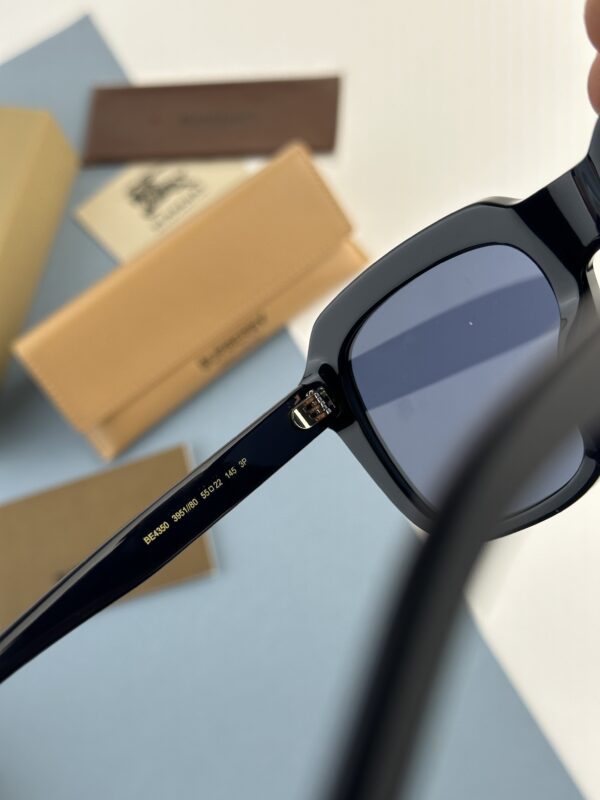 عینک آفتابی بربری مدل BE4350